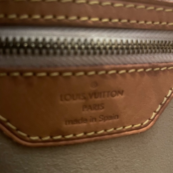 Louis Vuitton Damier Azur Hampstead -GM Size - Picture 7 of 9